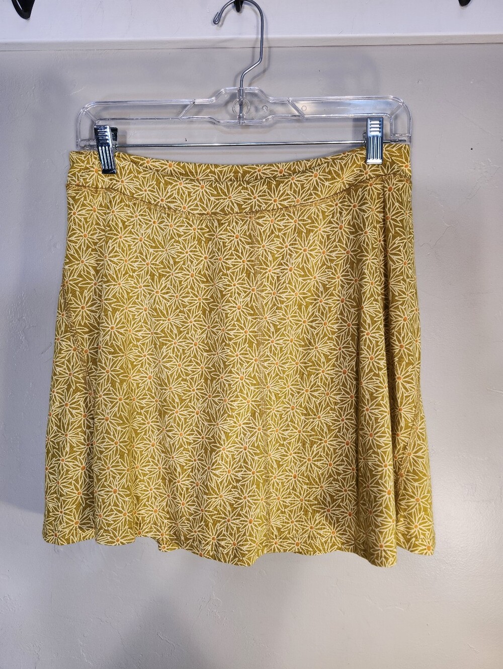 Toad&Co Yellow Floral Circle Skort